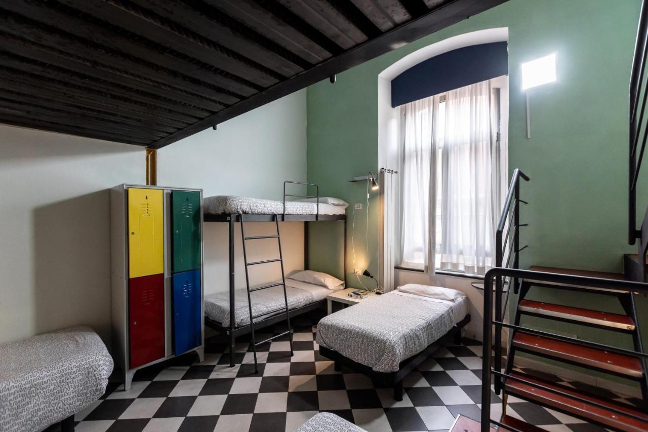 Fabric Hostel Портичи Экстерьер фото